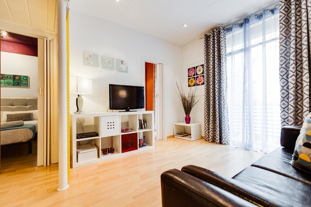 Deep Purple Apartment Barcelona Ngoại thất bức ảnh