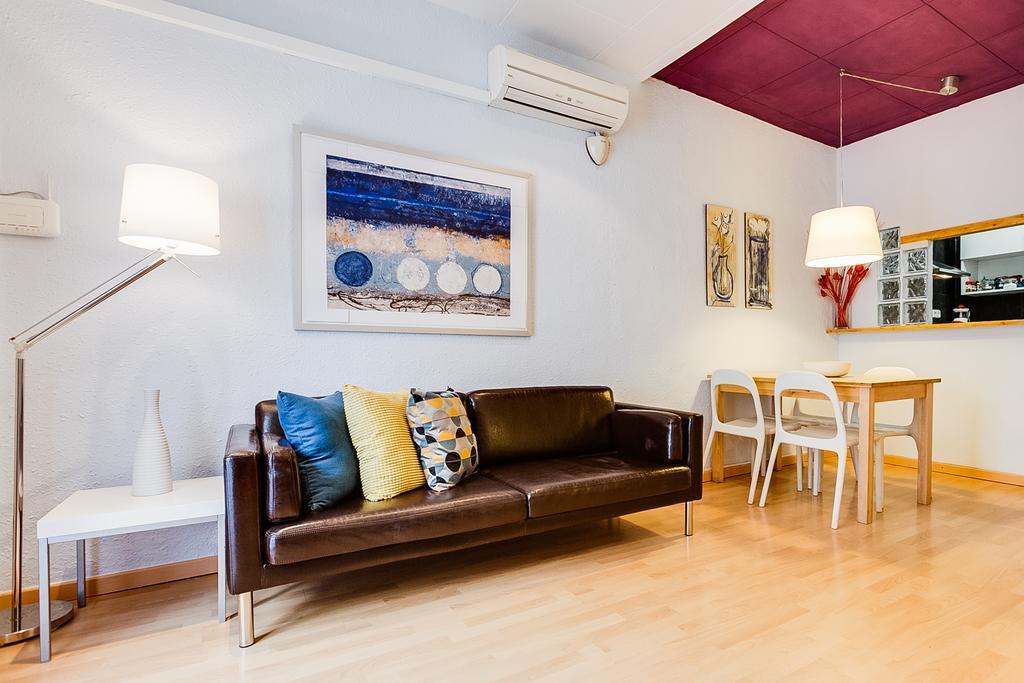 Deep Purple Apartment Barcelona Ngoại thất bức ảnh