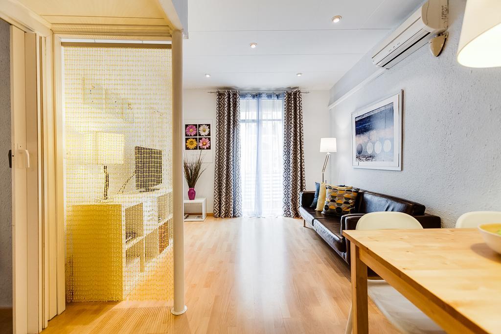 Deep Purple Apartment Barcelona Ngoại thất bức ảnh